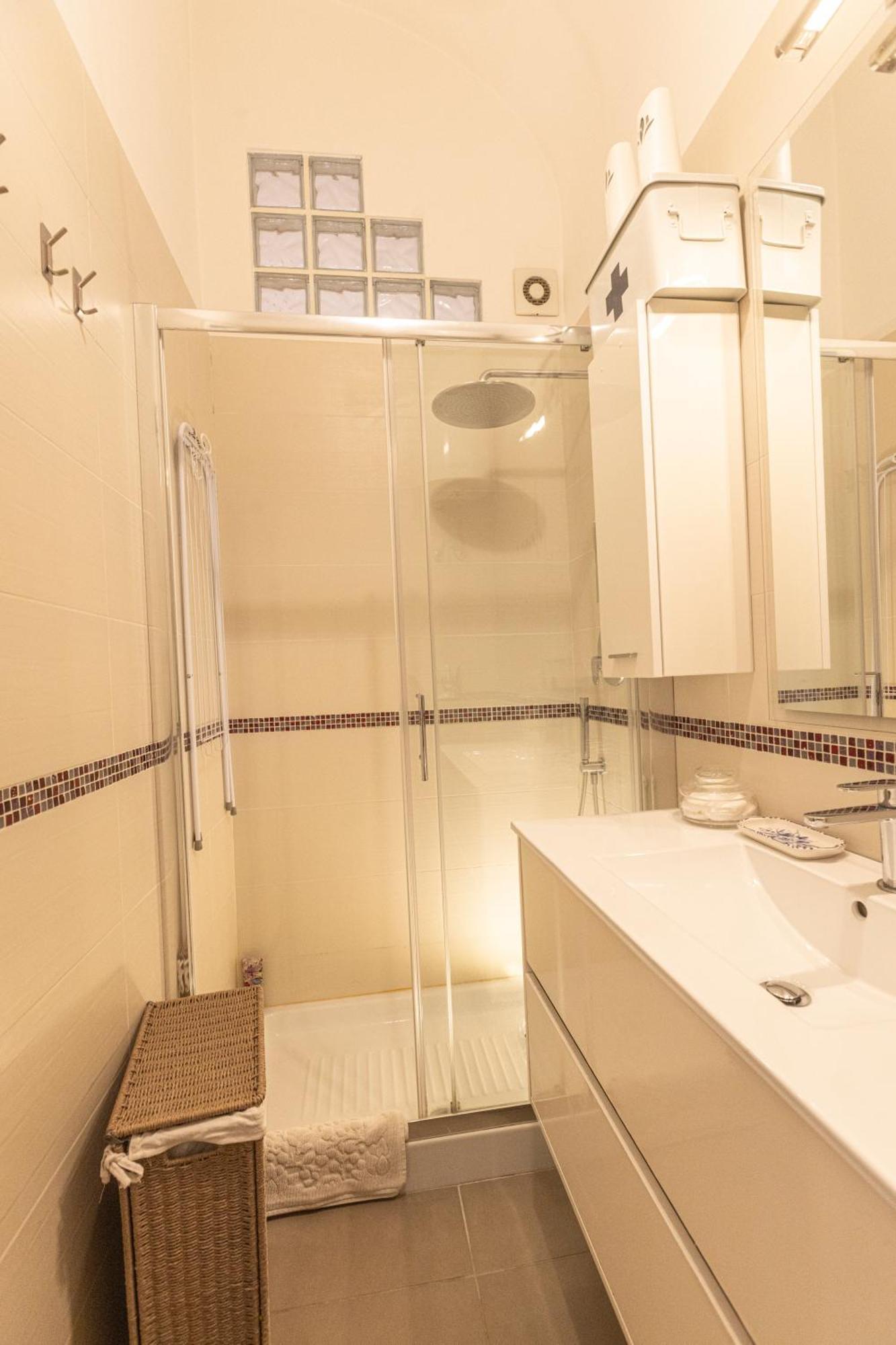 로마 La Casa Di Vittorio Boutique Ottaviano San Pietro 아파트 외부 사진